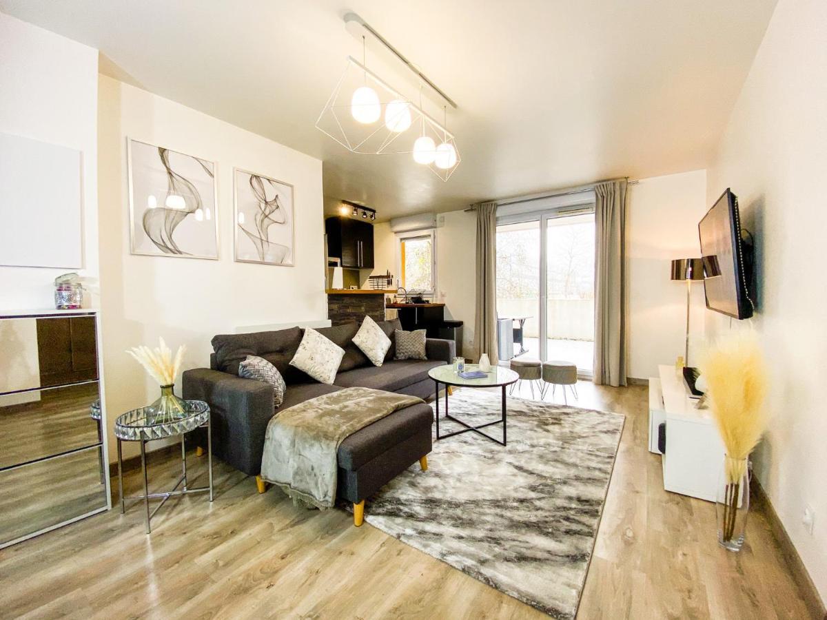 The Grey House - Parking - Piscine - Rer A 6 Min Apartamento Bussy-Saint-Georges Exterior foto