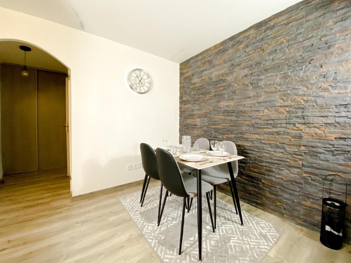 The Grey House - Parking - Piscine - Rer A 6 Min Apartamento Bussy-Saint-Georges Exterior foto