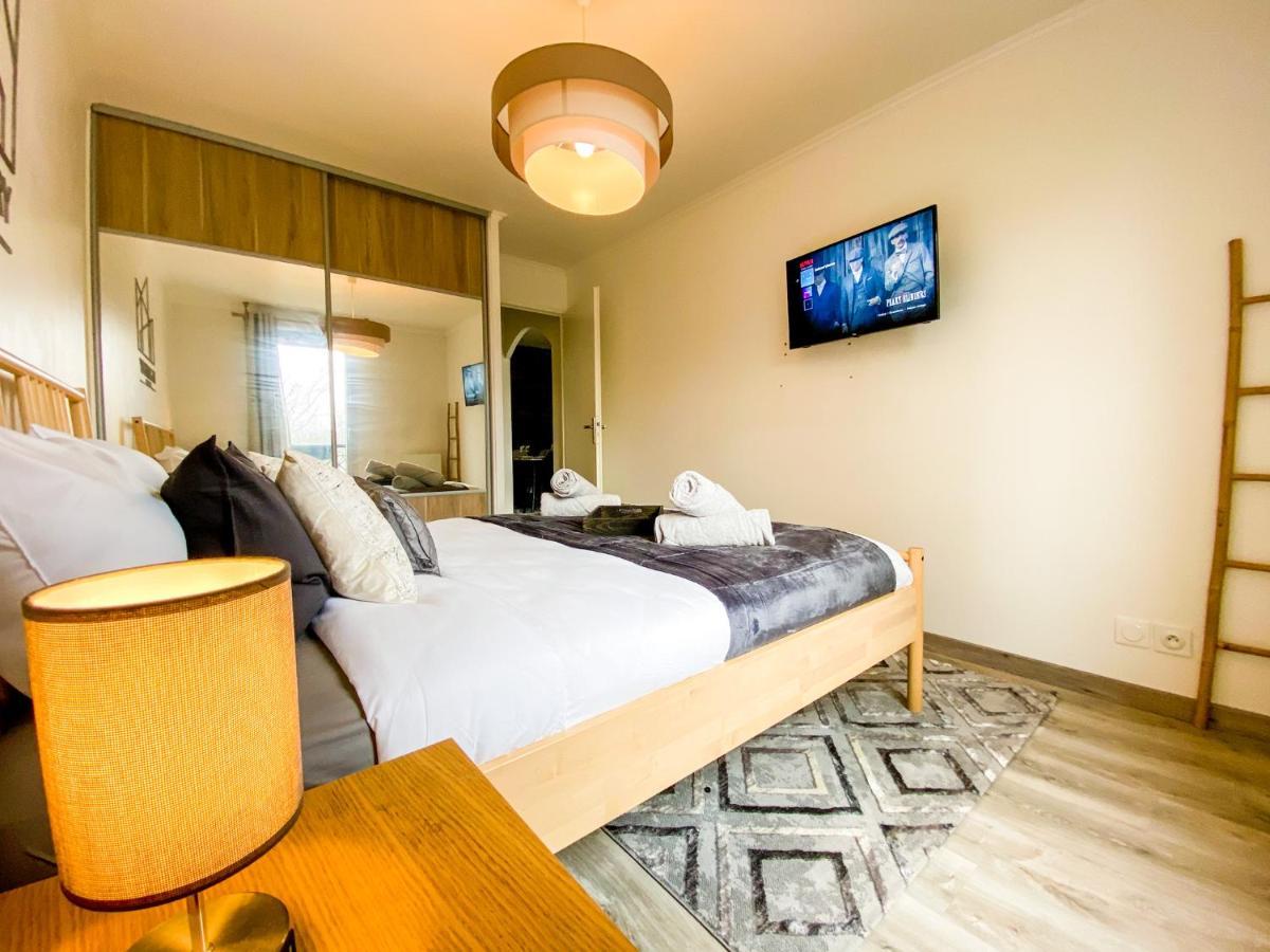 The Grey House - Parking - Piscine - Rer A 6 Min Apartamento Bussy-Saint-Georges Exterior foto